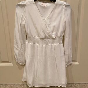 White lined girls dress, great condition
